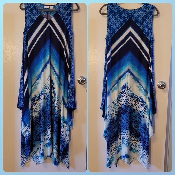 Chicos Blue & White Patterned Sleeveless Maxi Dress Handkercheif Hem - 2 Large - Picture 1 of 6